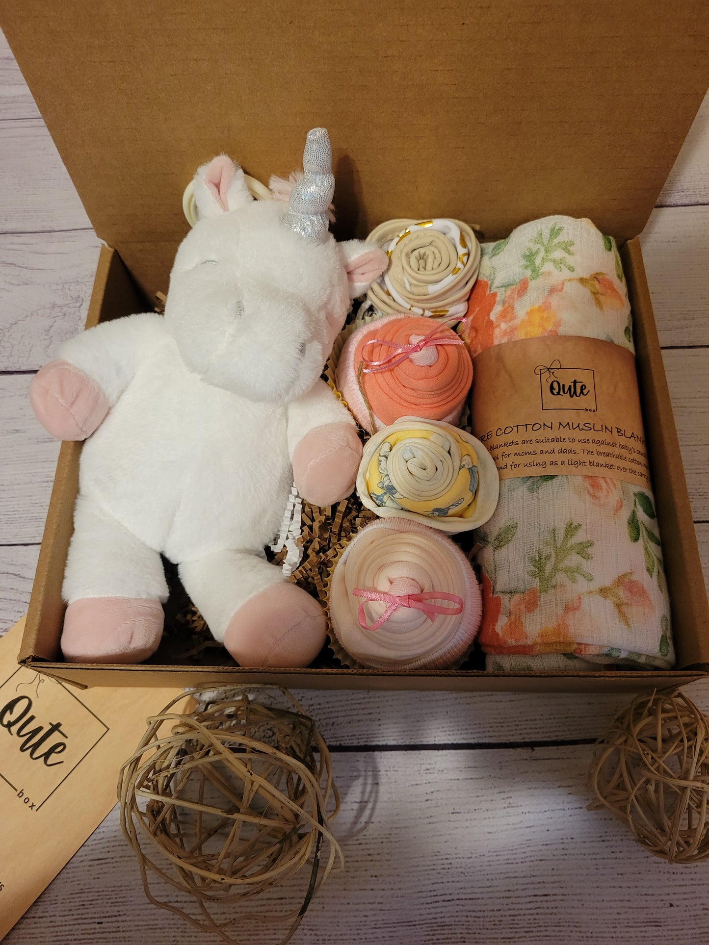 Qute Toy and cupcake baby gift box, baby girl baby shower gift