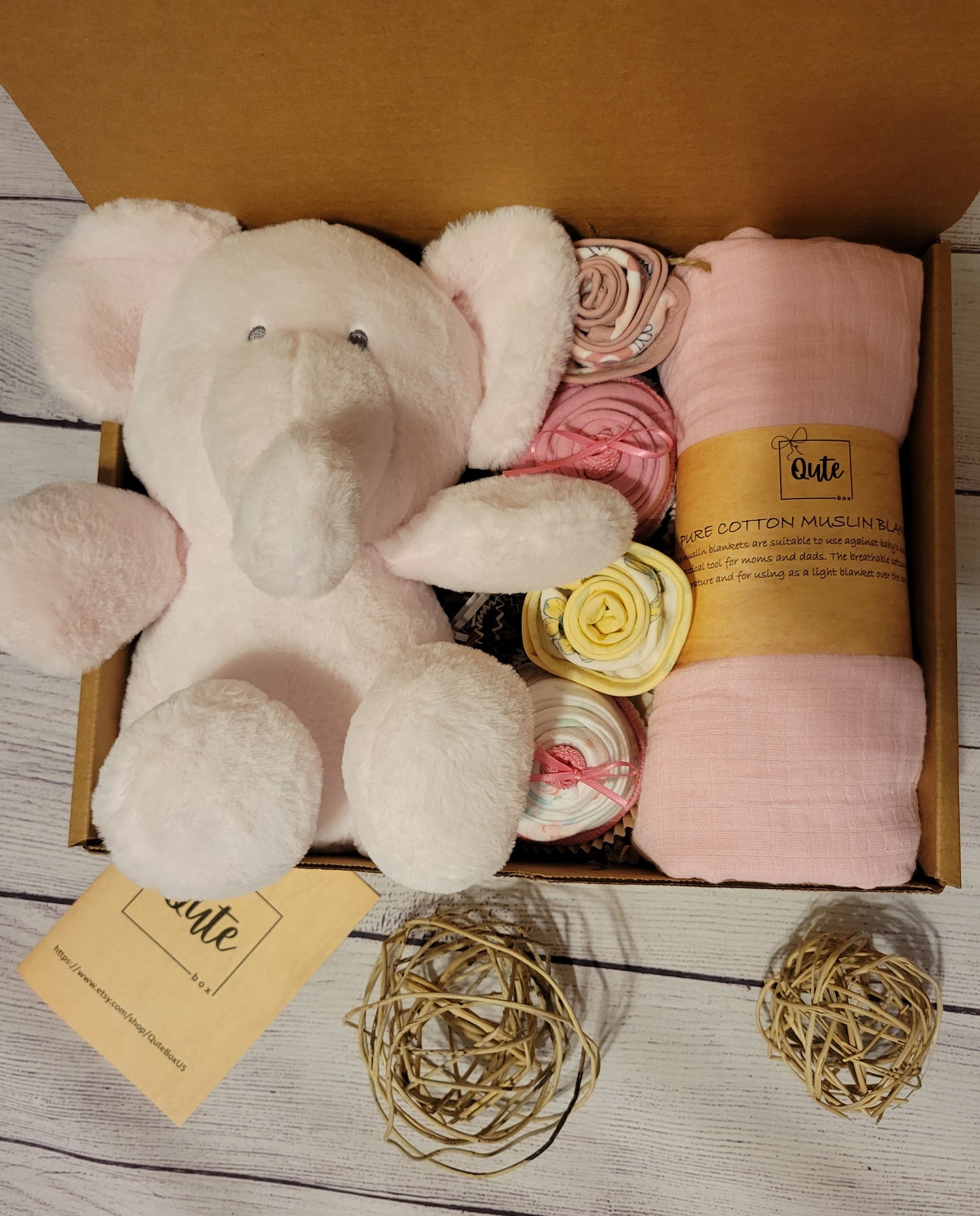 Qute Toy and cupcake baby gift box, baby girl baby shower gift