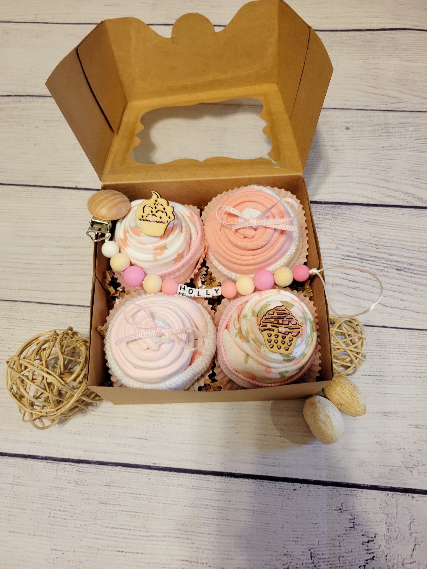 Qute Baby Girl Bodysuit Cupcake gift box