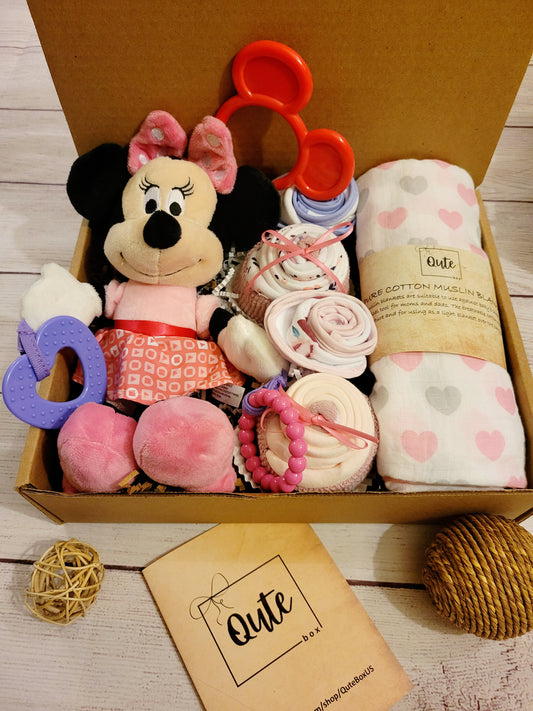 Qute Toy and cupcake baby gift box